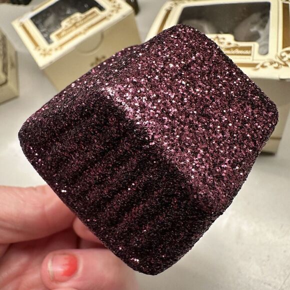 Vintage Christmas Cupcake Glass Ornament Vintage Cupcake Glitter Mini Glass Tree - Picture 5 of 8